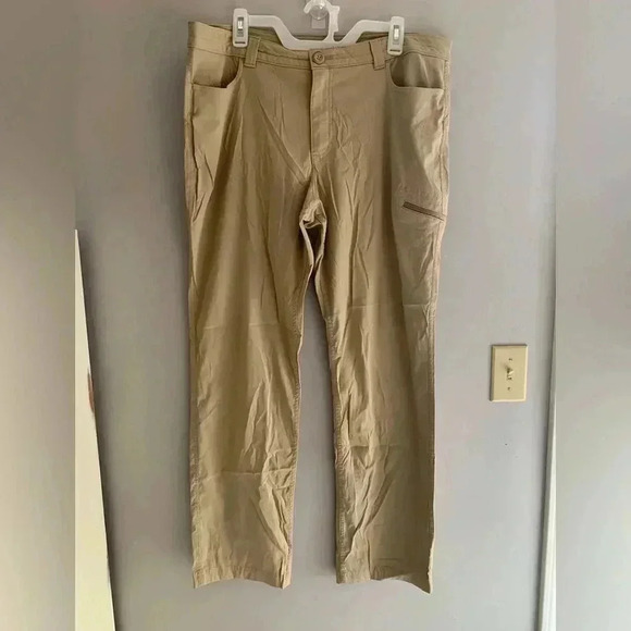 Woman’s Eddie Bauer Tan Rainer Outdoor Moisture Sun Protection Pants  Size 18 - Picture 1 of 8